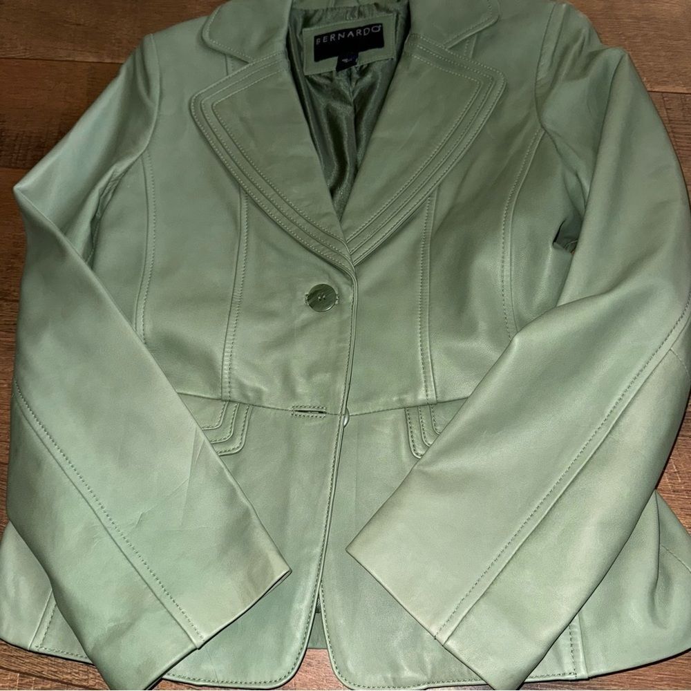 Bernardo Women's Green Leather Jacket